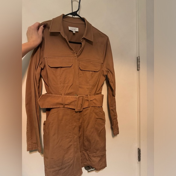 And Other Stories Denim Belted Utility Mini Dress. Size 8 - Picture 4 of 10